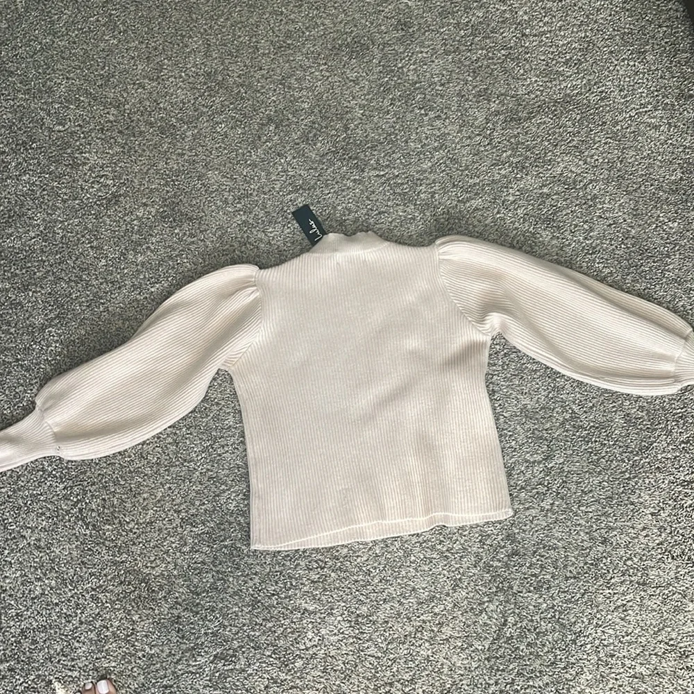 Lulus cropped sweater - Picture 3 of 3